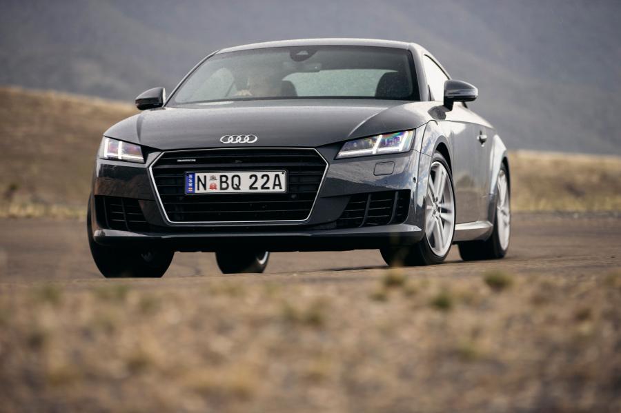  Audi TT Coupe 2.0 TFSI Quattro (8S) 2015 года  (AU) (фото 2 из 20)